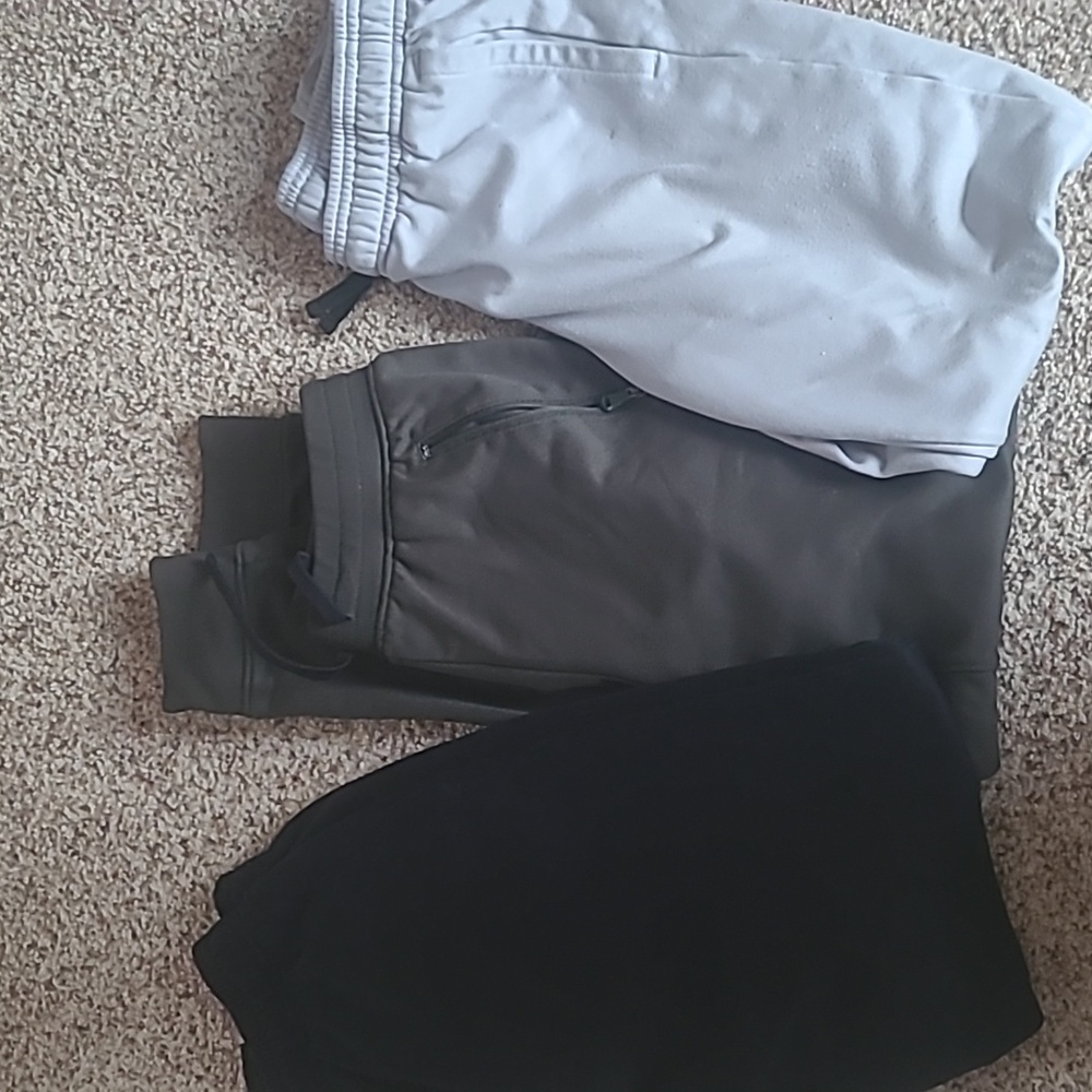 Lot of boy's Under Armour joggers